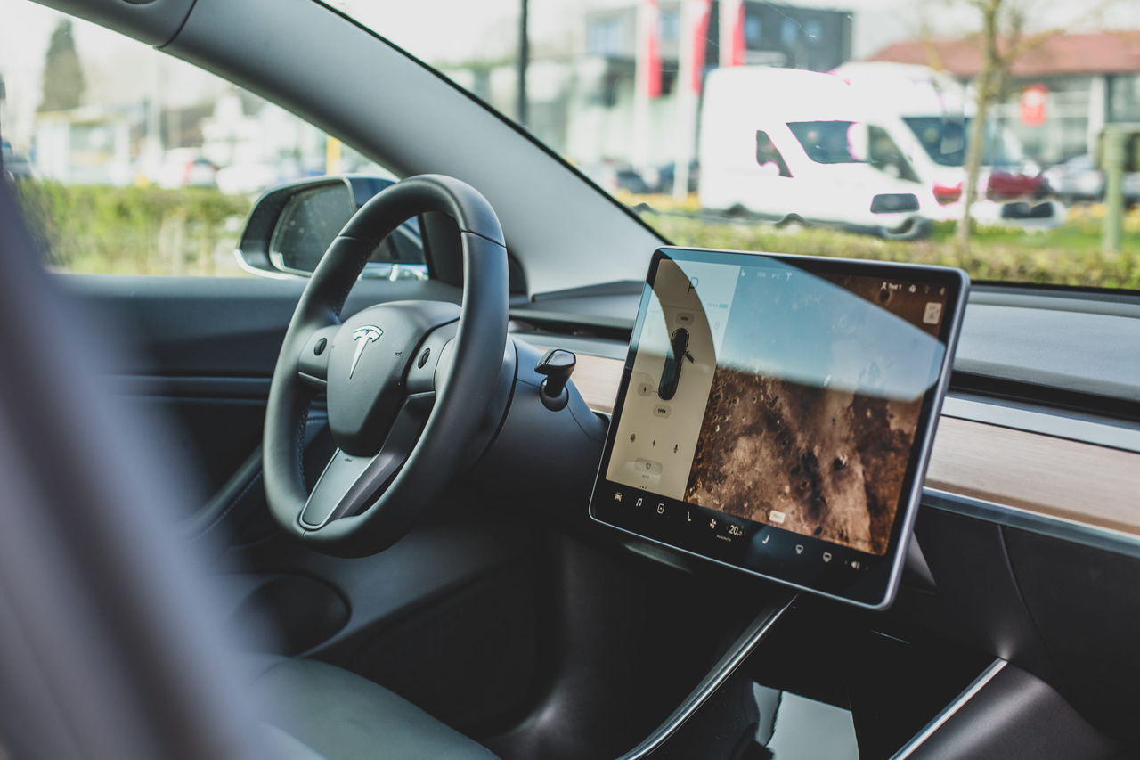 Teslas senaste uppdatering innehåller ett biltvätts-läge