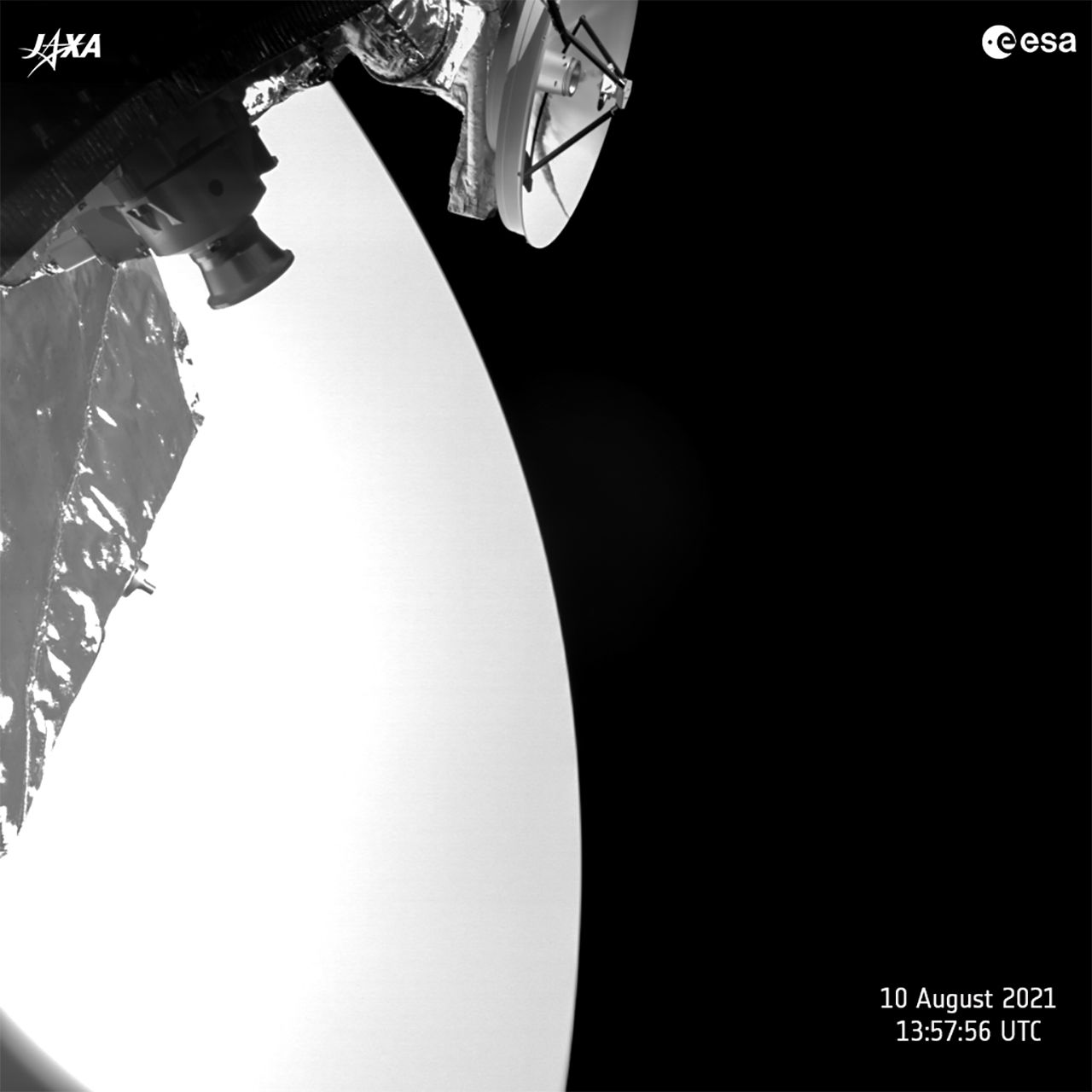 ESA släpper lite nya bilder från Venus
