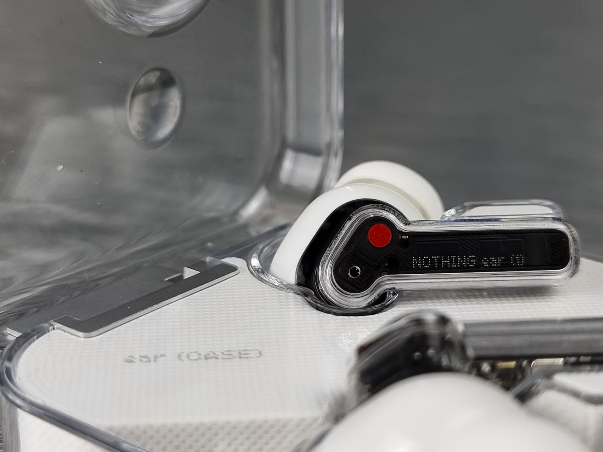 Nothing imponerar med sin första produkt