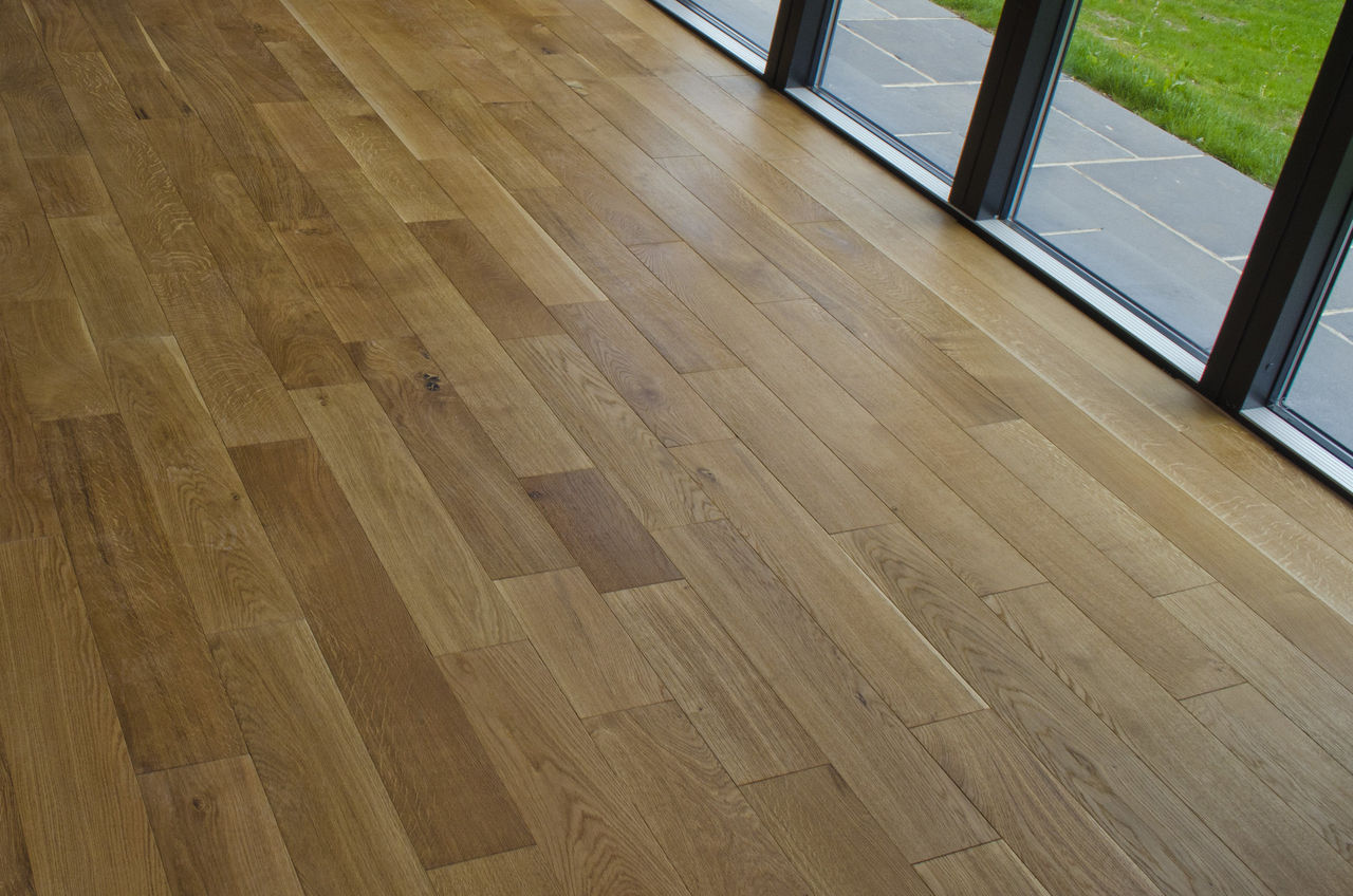 Trägolv skulle kunna generera energi när vi går på dem