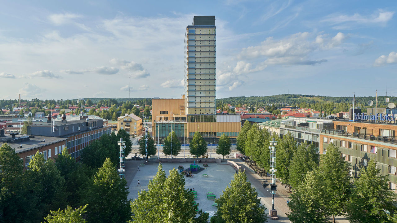 Sveriges högsta trähus invigt