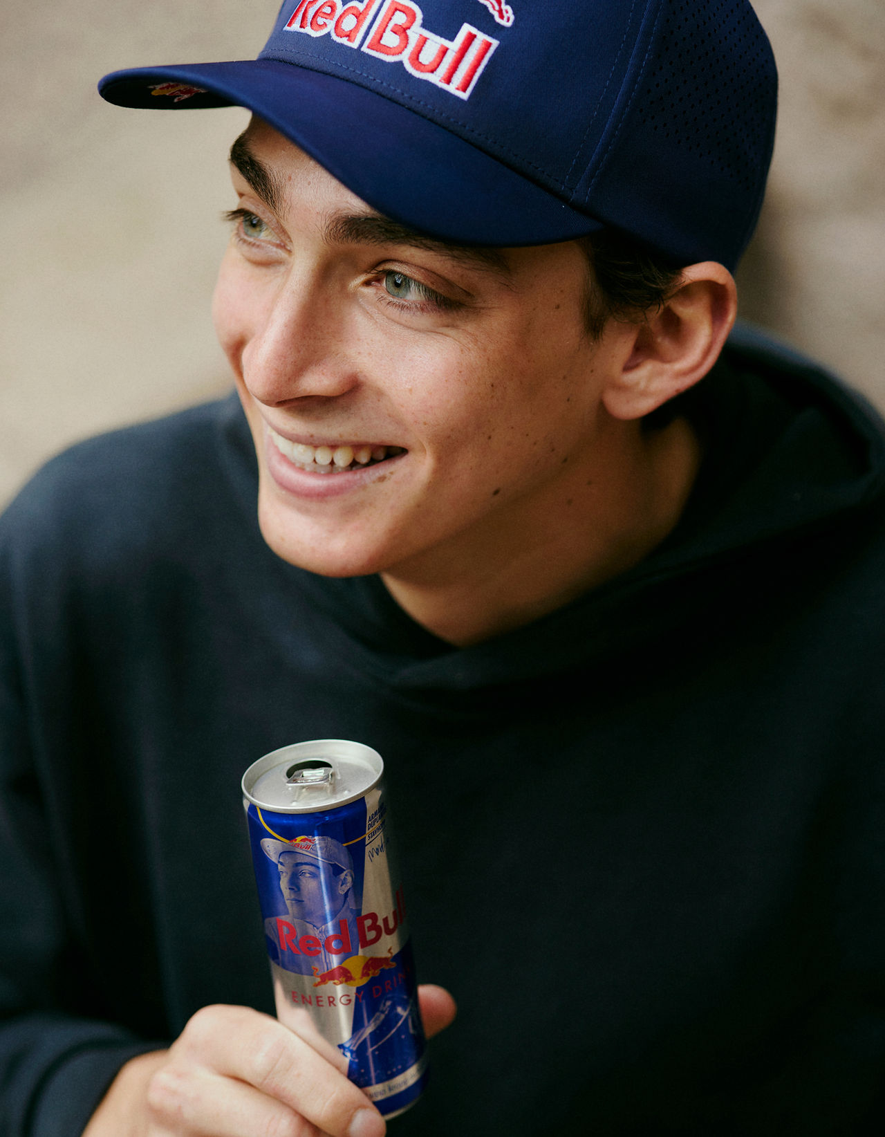 Mondo Duplantis får egen Red Bull-burk