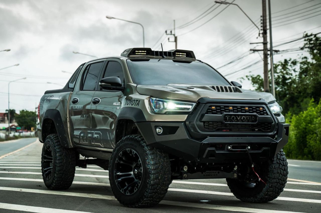 Rad tuffar till Toyota Hilux