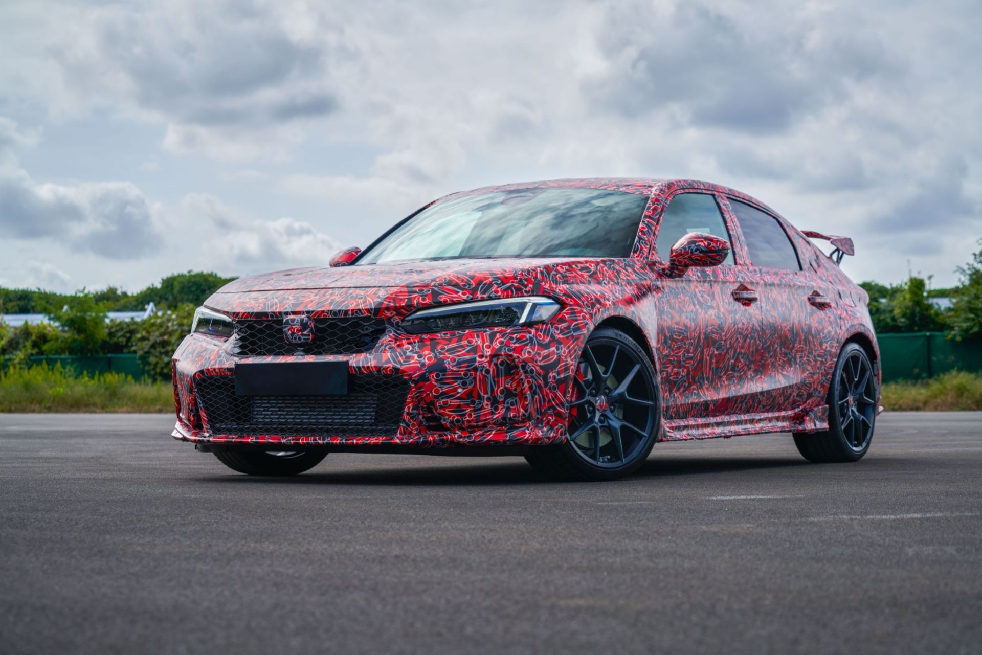 Teaserbilder på nya Honda Civic Type R