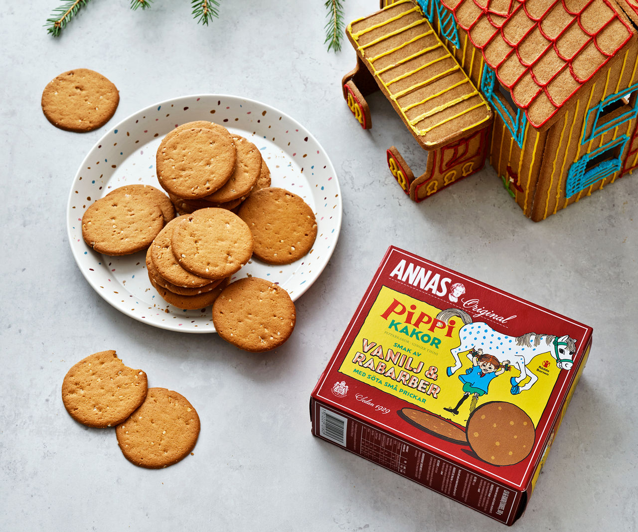 Pippi-pepparkakor med rabarber och vanilj