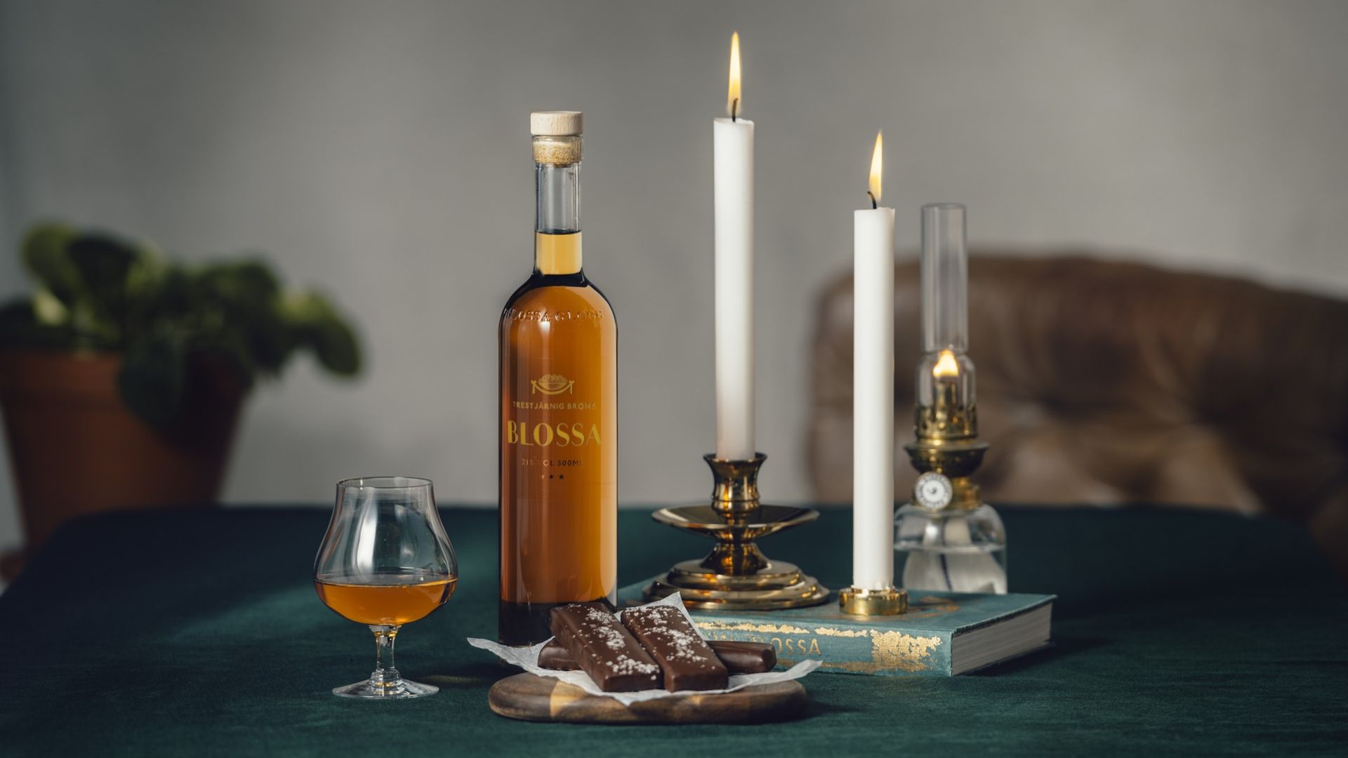 Starkvinsglögg spetsad med whisky