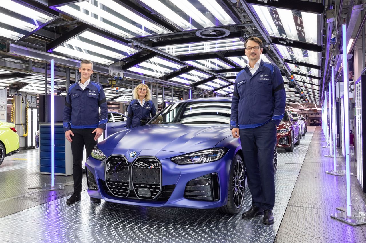 Nu har BMW i4 börjat tillverkats