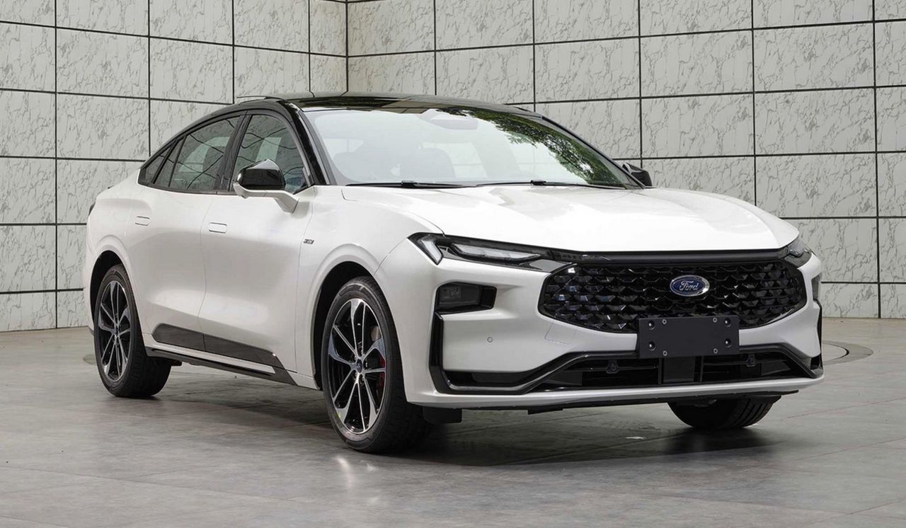 Nya Ford Mondeo läcker ut