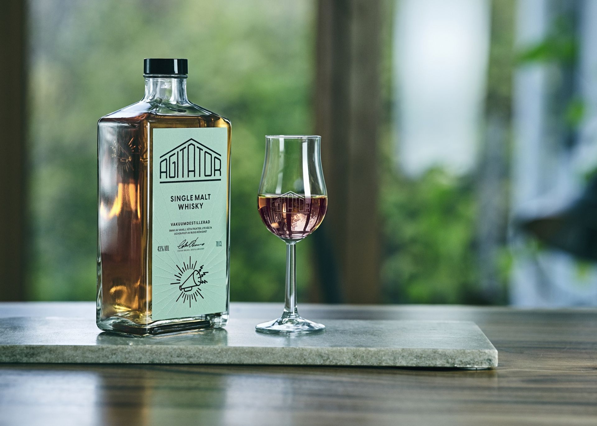 Agitator ny whiskyproducent från Sverige. Släpper single malt idag