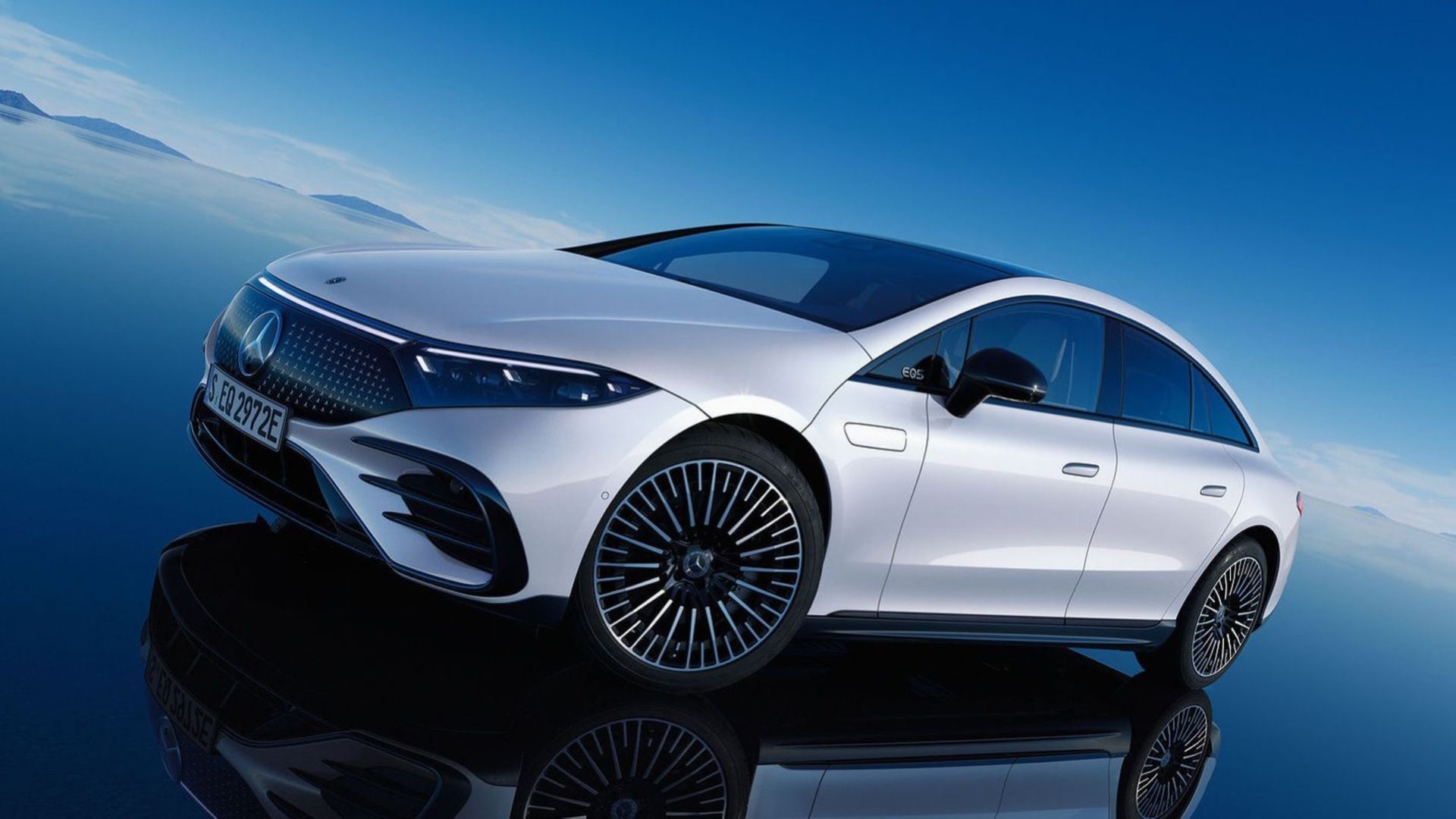 Mercedes EQS klarade 67,9 mil på en laddning