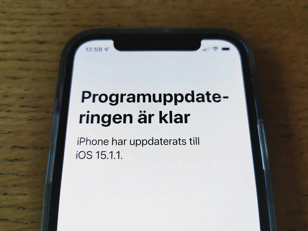 Apple släpper iOS 15.1.1