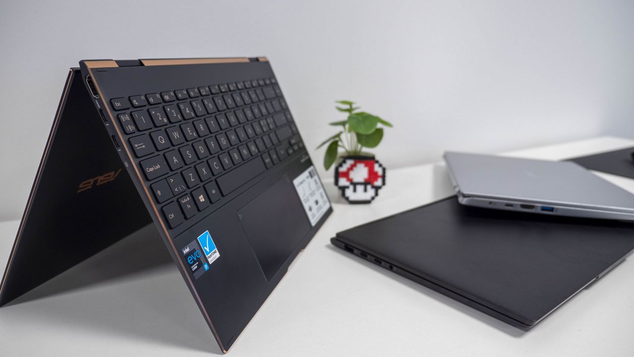 Varför nöja sig med bara en laptop?