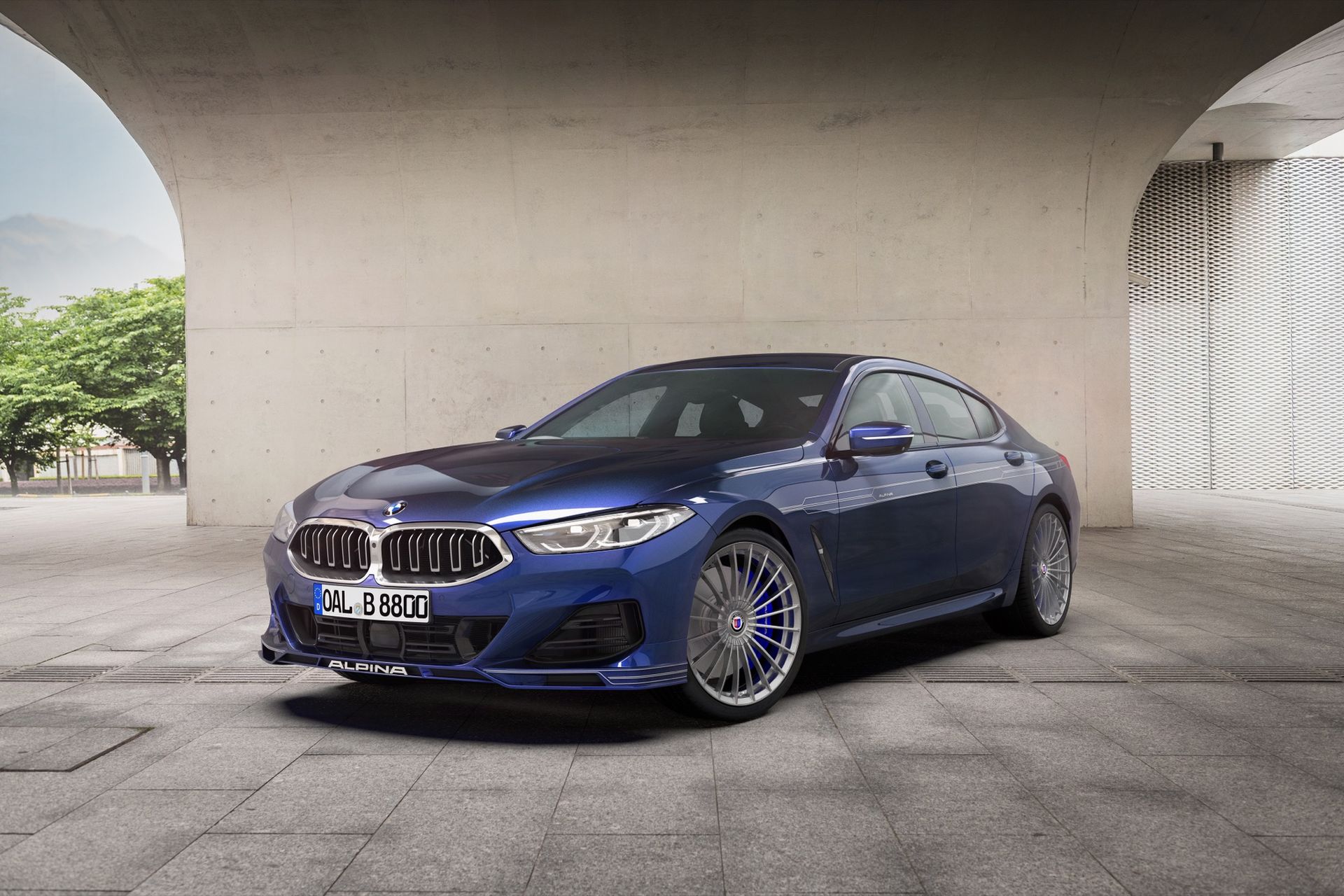 Alpina uppdaterar B8 med lysande grill