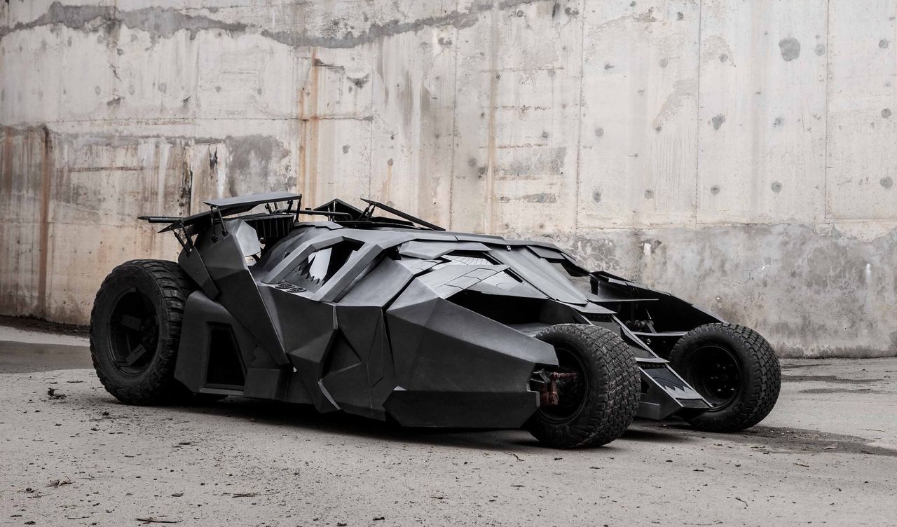 23-årig arkitekt har byggt en Batmobile