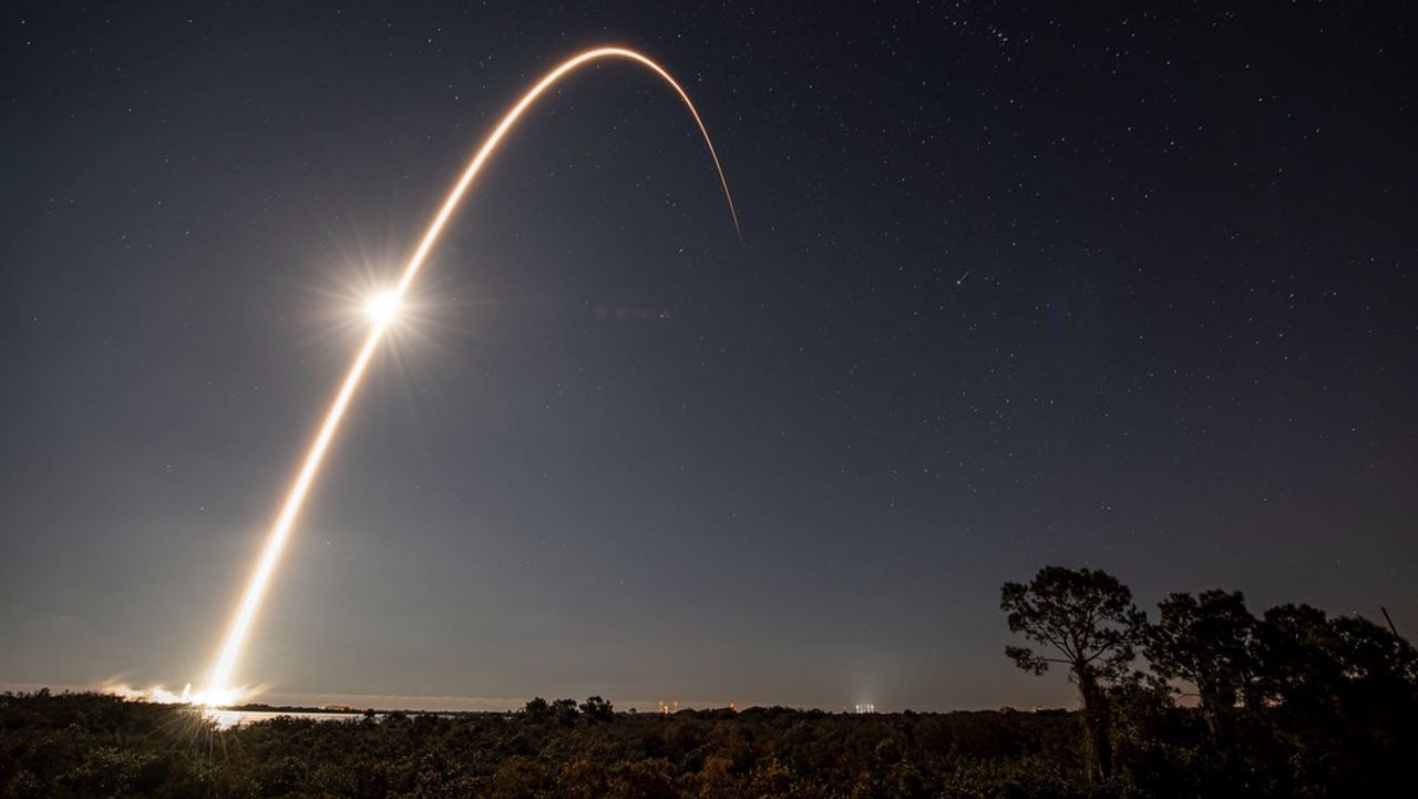 Geomagnetisk storm tros ha förstört 40 Starlink-satelliter