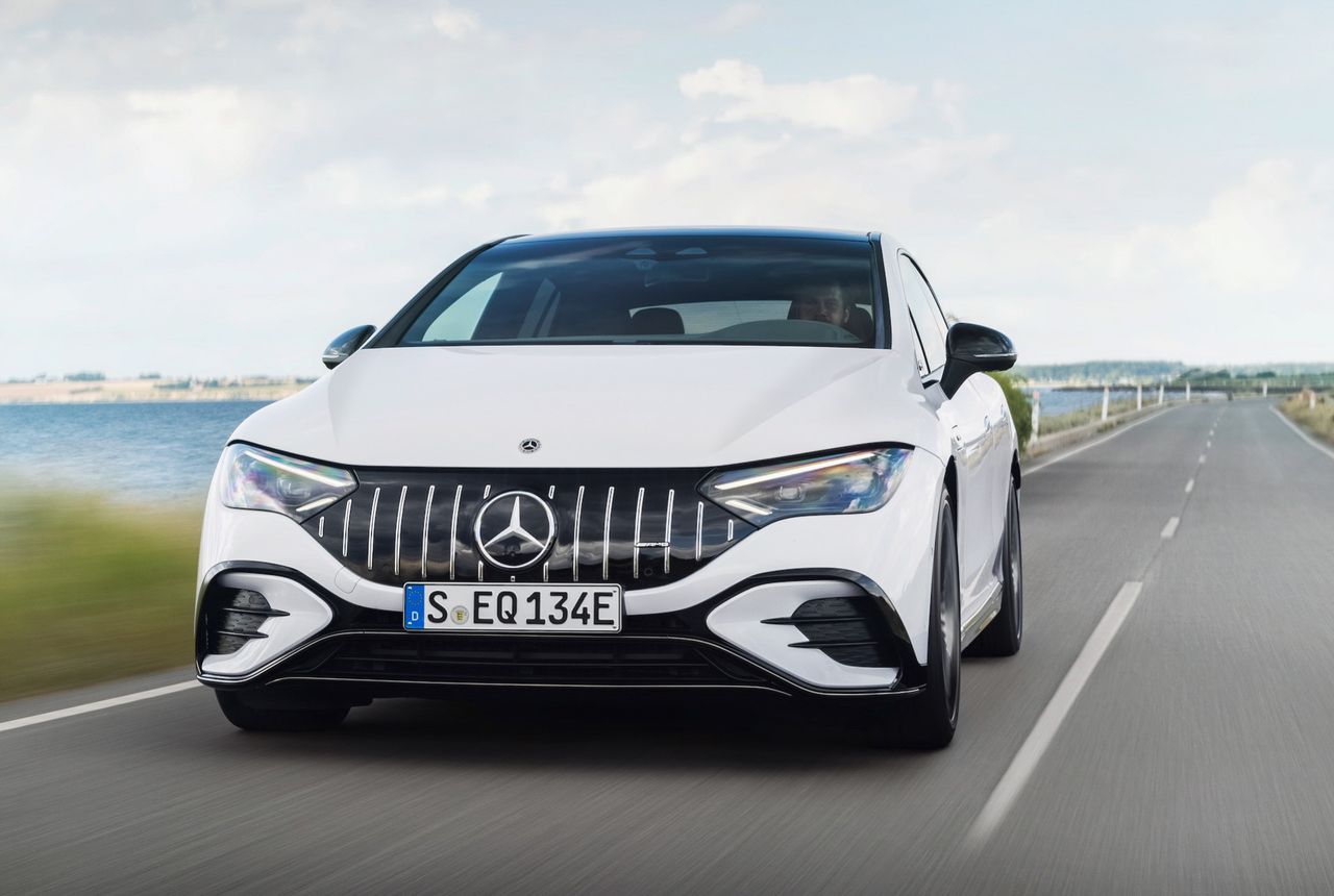 Mercedes EQE nu även som AMG-version