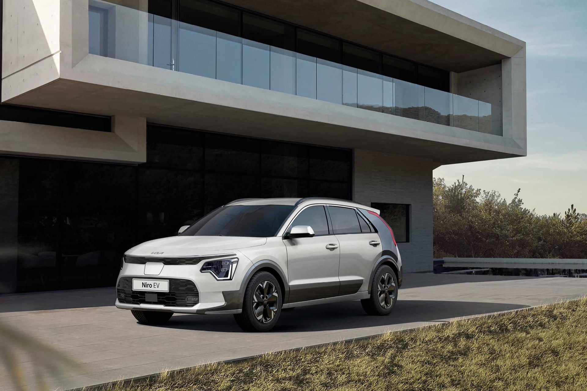 Nu kan du beställa nya Kia Niro