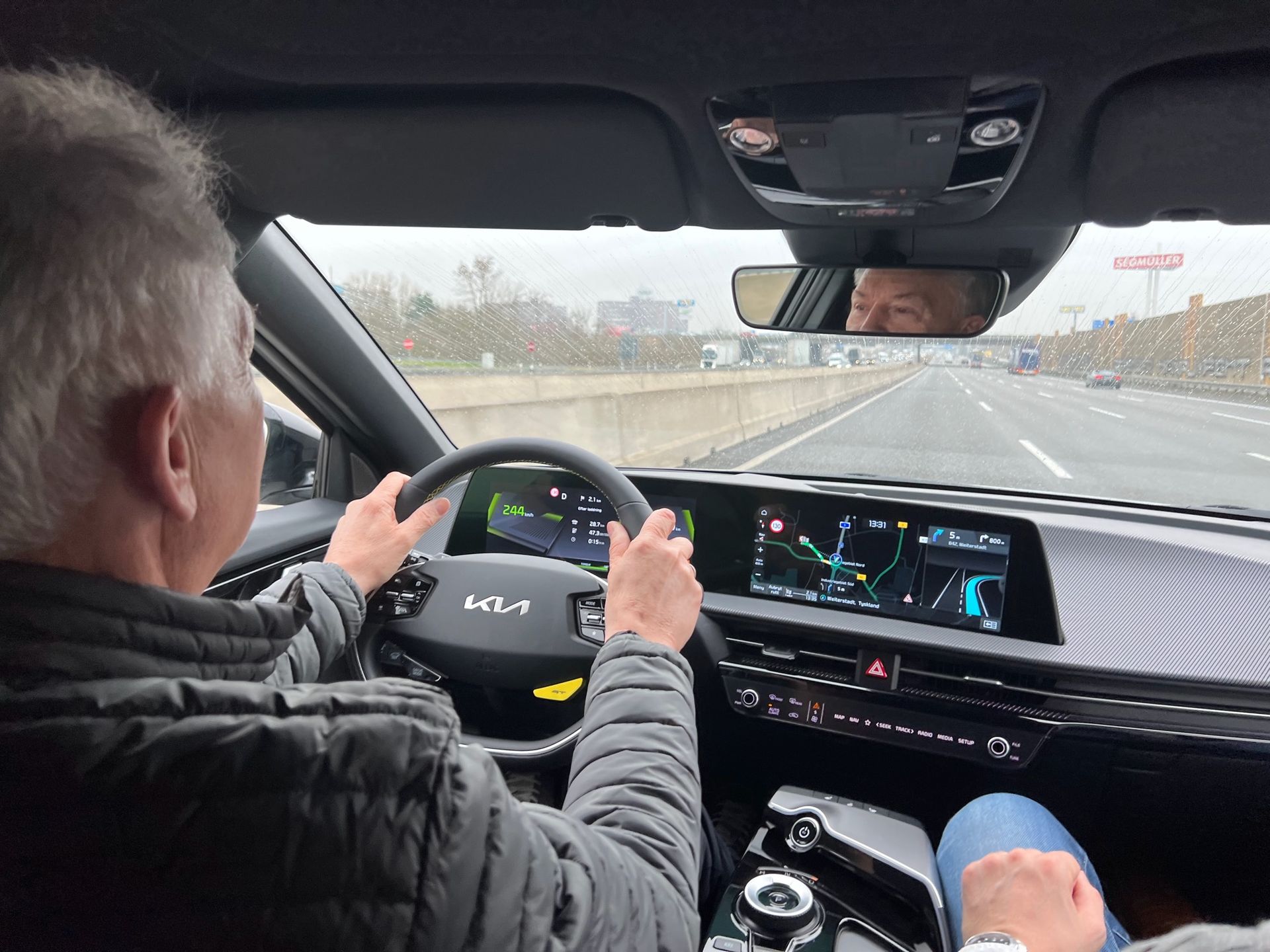 Vi har åkt i världens snabbaste Kia