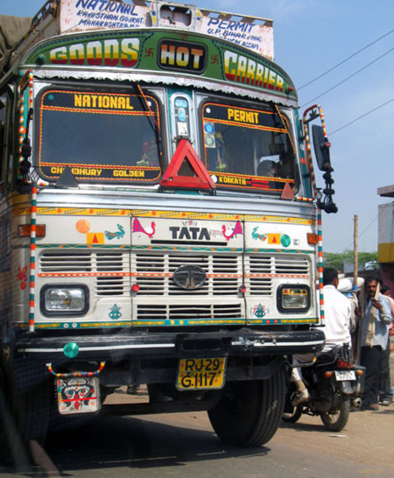 Jaguar och Land Rover sålda till Tata