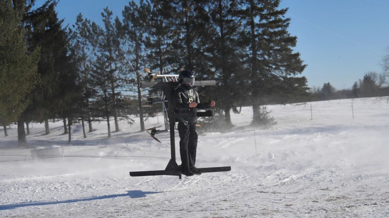 Ascend Dynamics visar upp Skypak V1