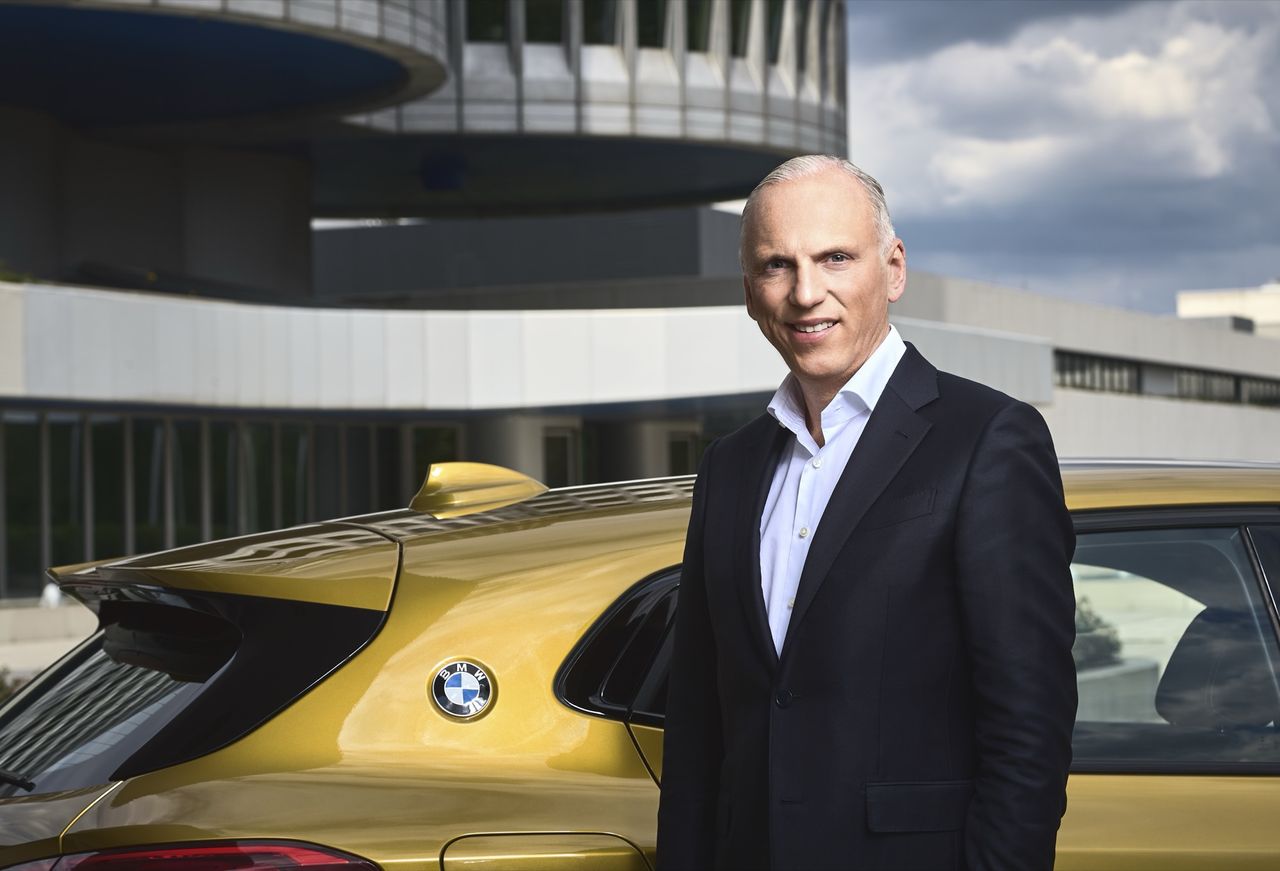 BMW: Teslas övertag på elbilsmarknaden är över