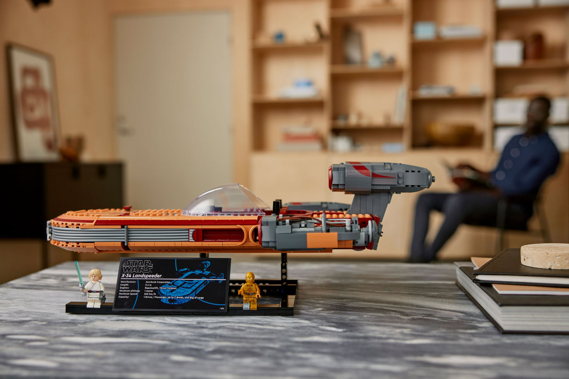 Lego visar upp Luke Skywalkers Landspeeder