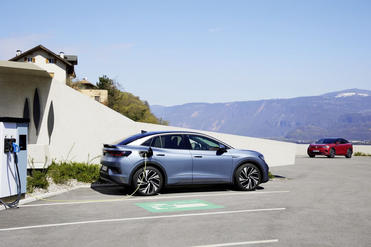 Volkswagen: Vi går om Tesla som elbilsledare 2025