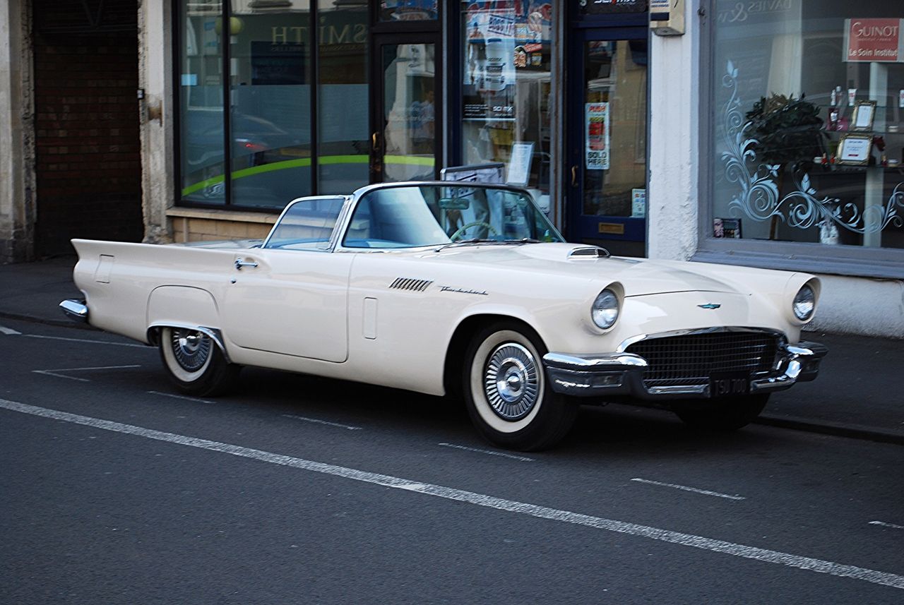 Ford Thunderbird kanske kommer tillbaka