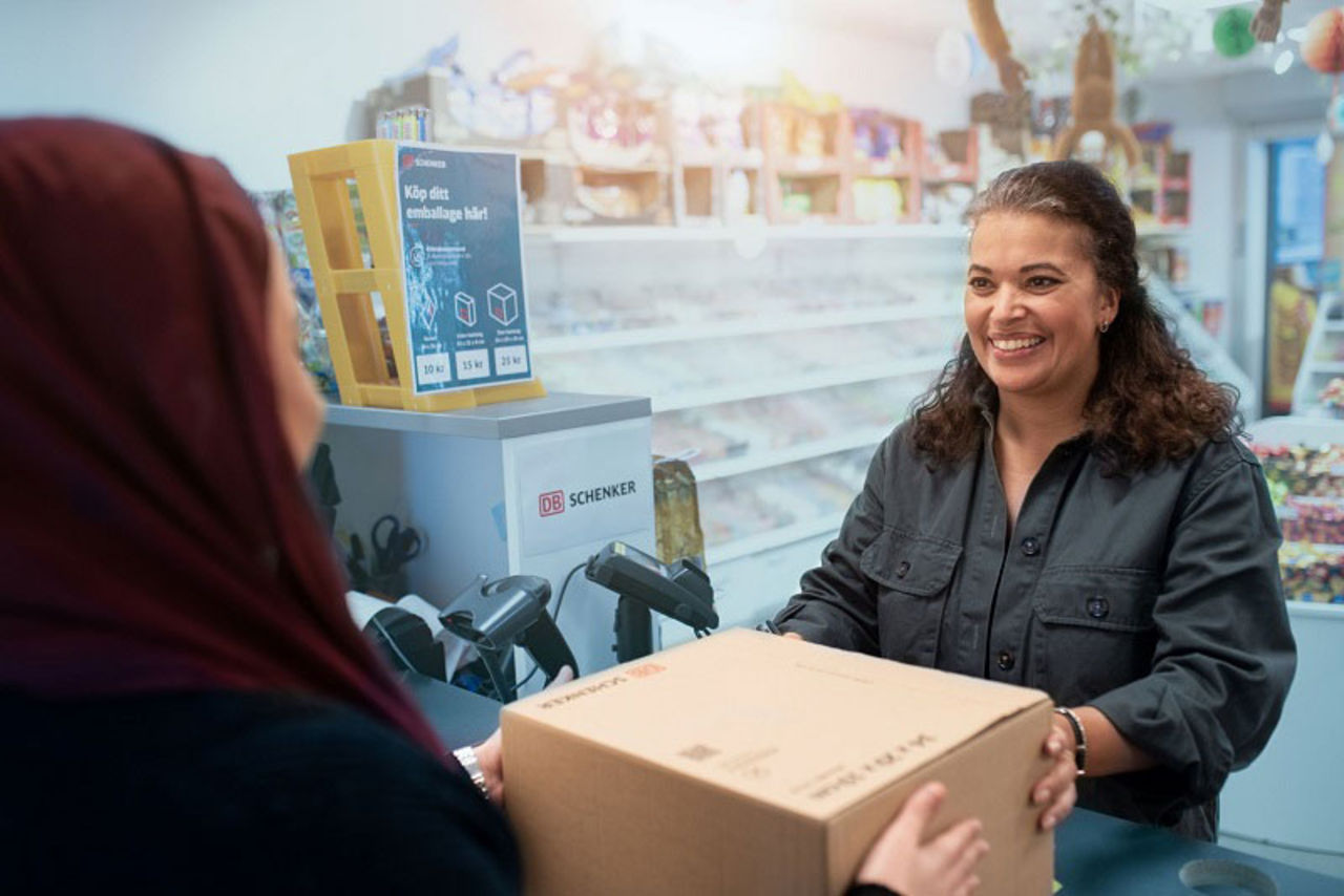 Nu funkar Freja hos DB Schenkers ombud