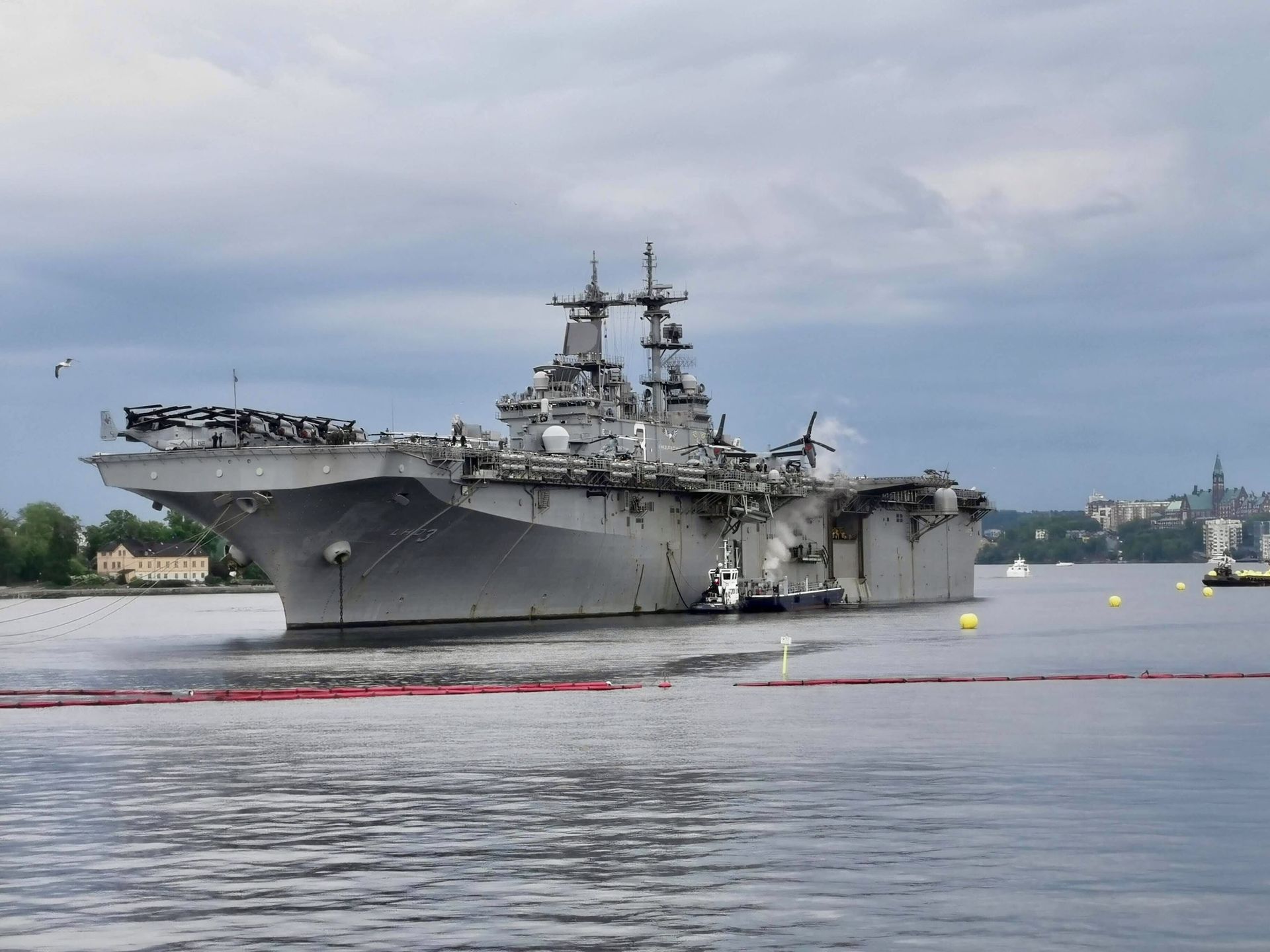 USS Kearsarge på besök i Stockholm