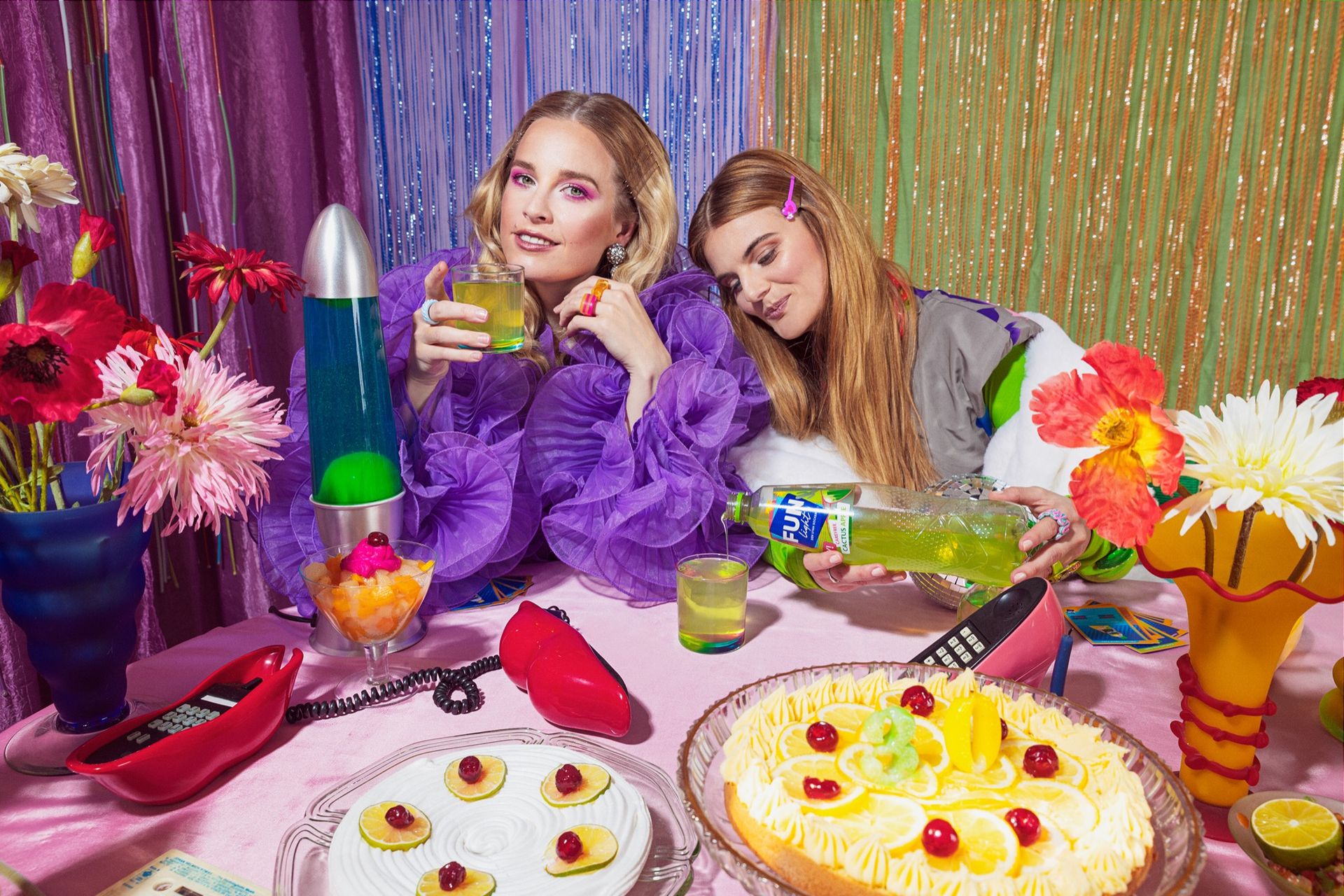 Tut i luren! Fun Light fyller 30 år!