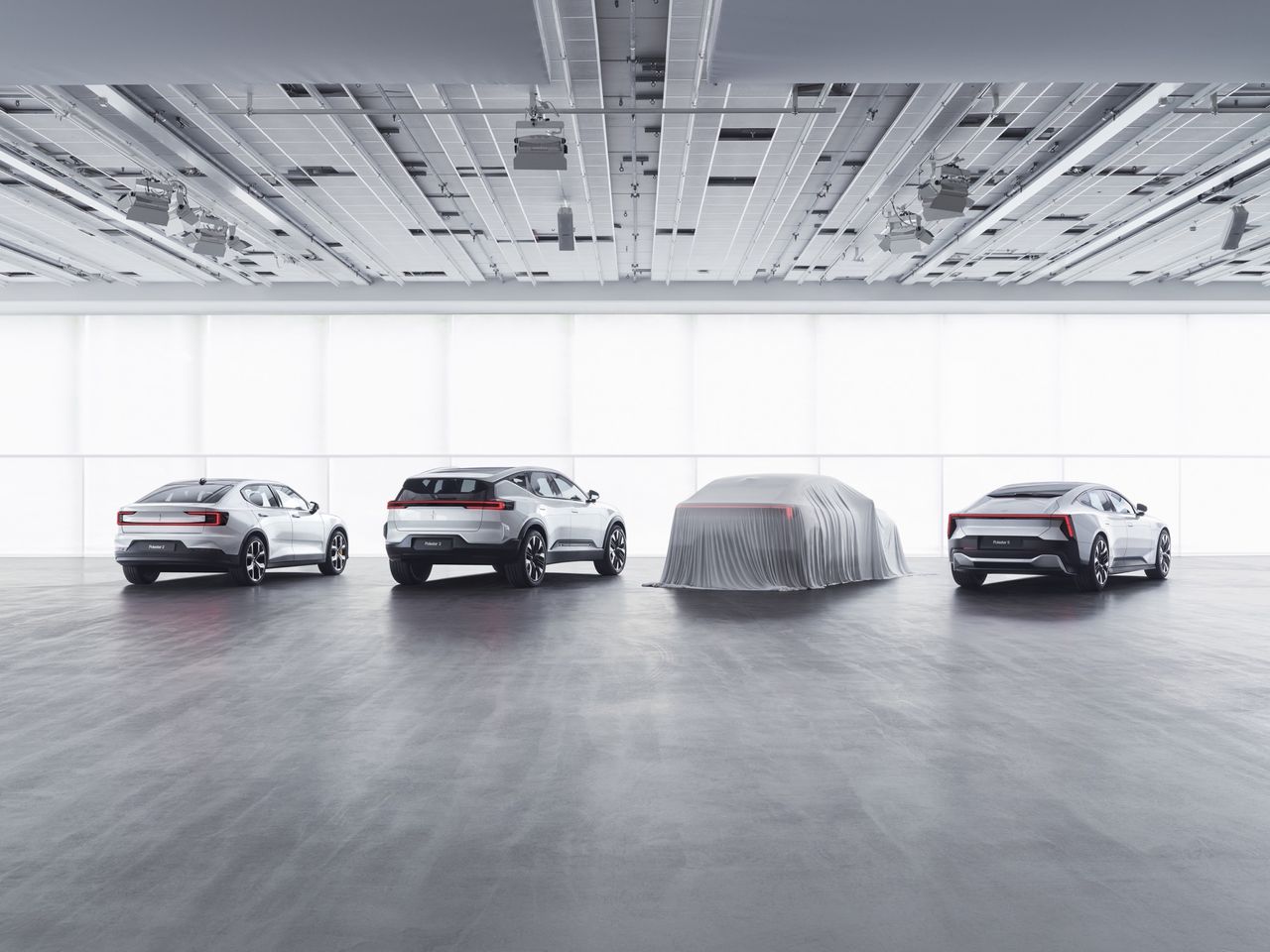 Polestar visar nya bilder på kommande modeller