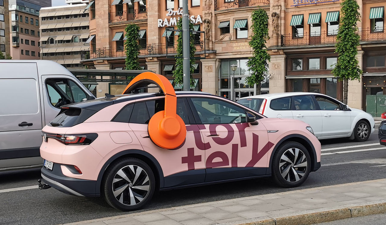 Storytel finns nu i bilen