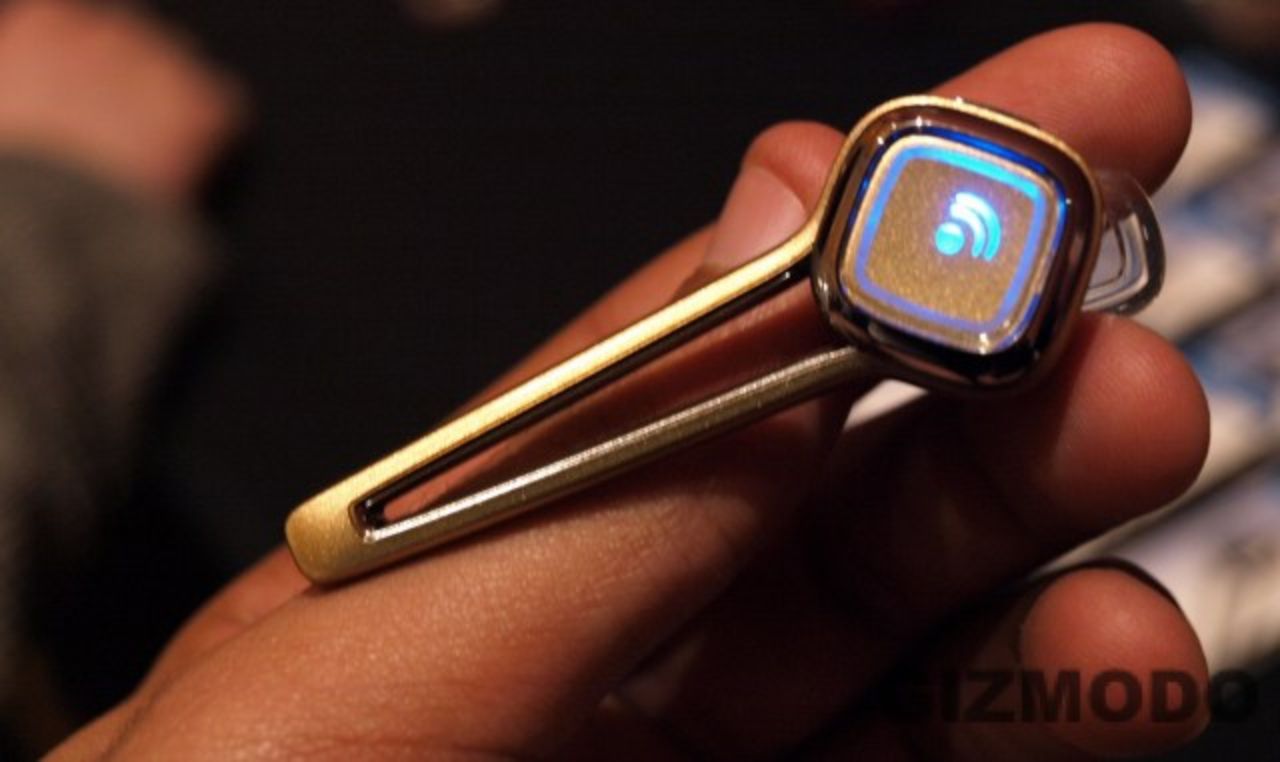 Stiligt Bluetooth-headset från Plantronics