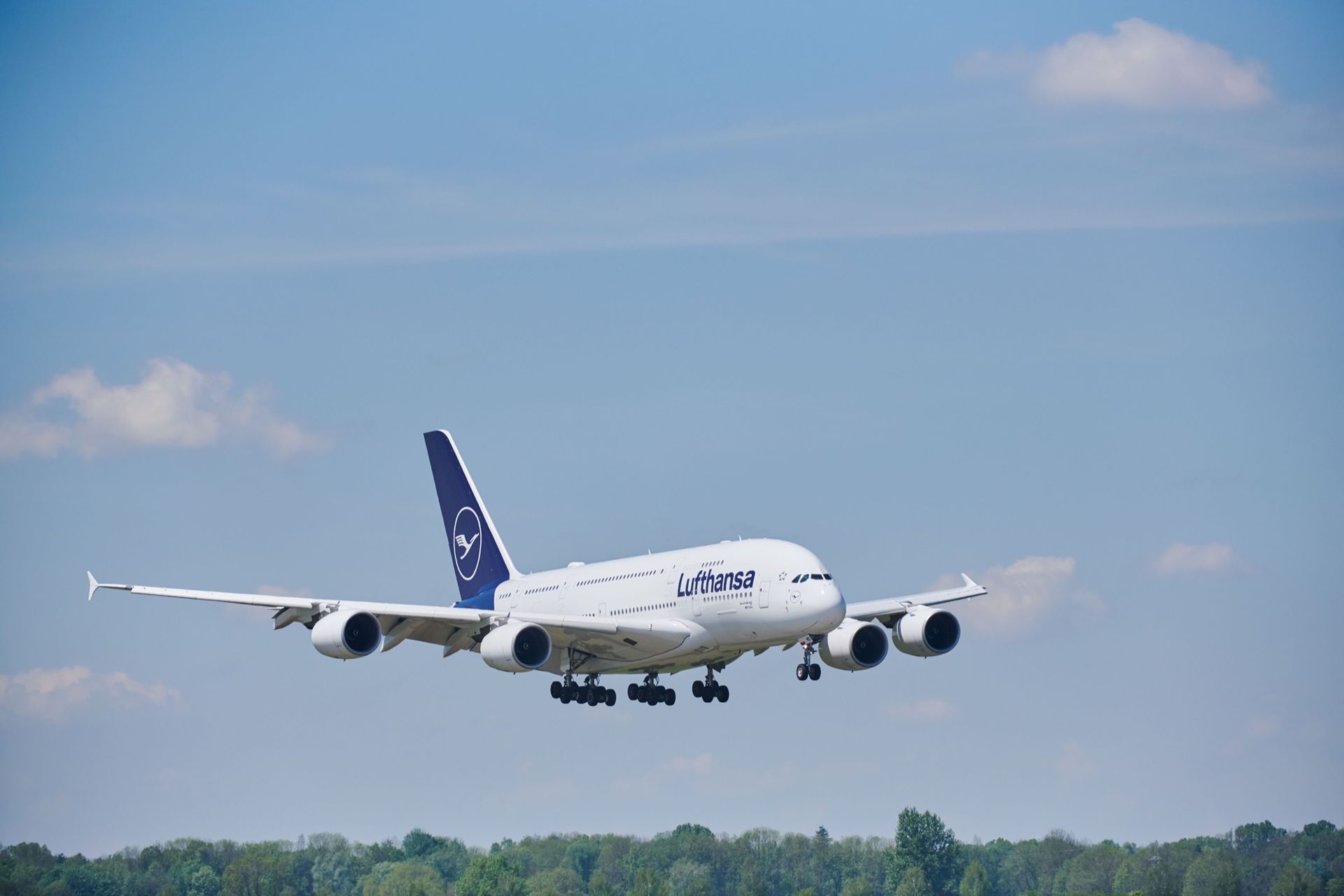 Lufthansa börjar flyga Airbus A380 igen