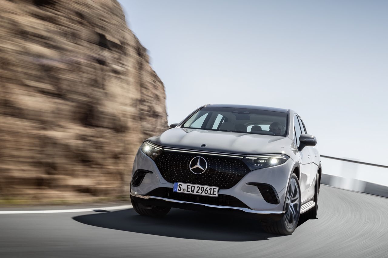 Mercedes EQS SUV blir din för 1.477.000 kronor