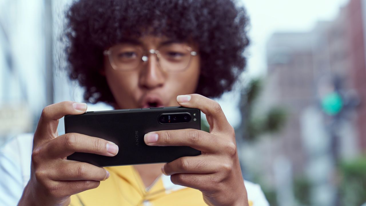 Sony presenterar Xperia 5 IV