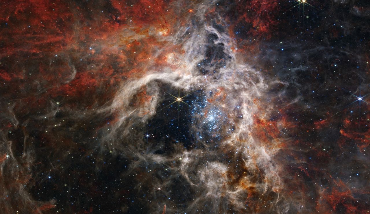 James Webb-teleskopet har fotat Tarantelnebulosan