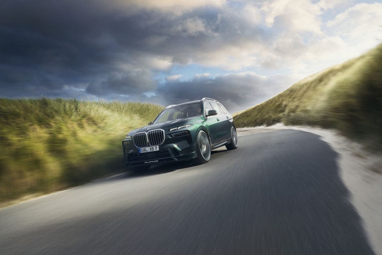 Fler bilder på nya Alpina XB7