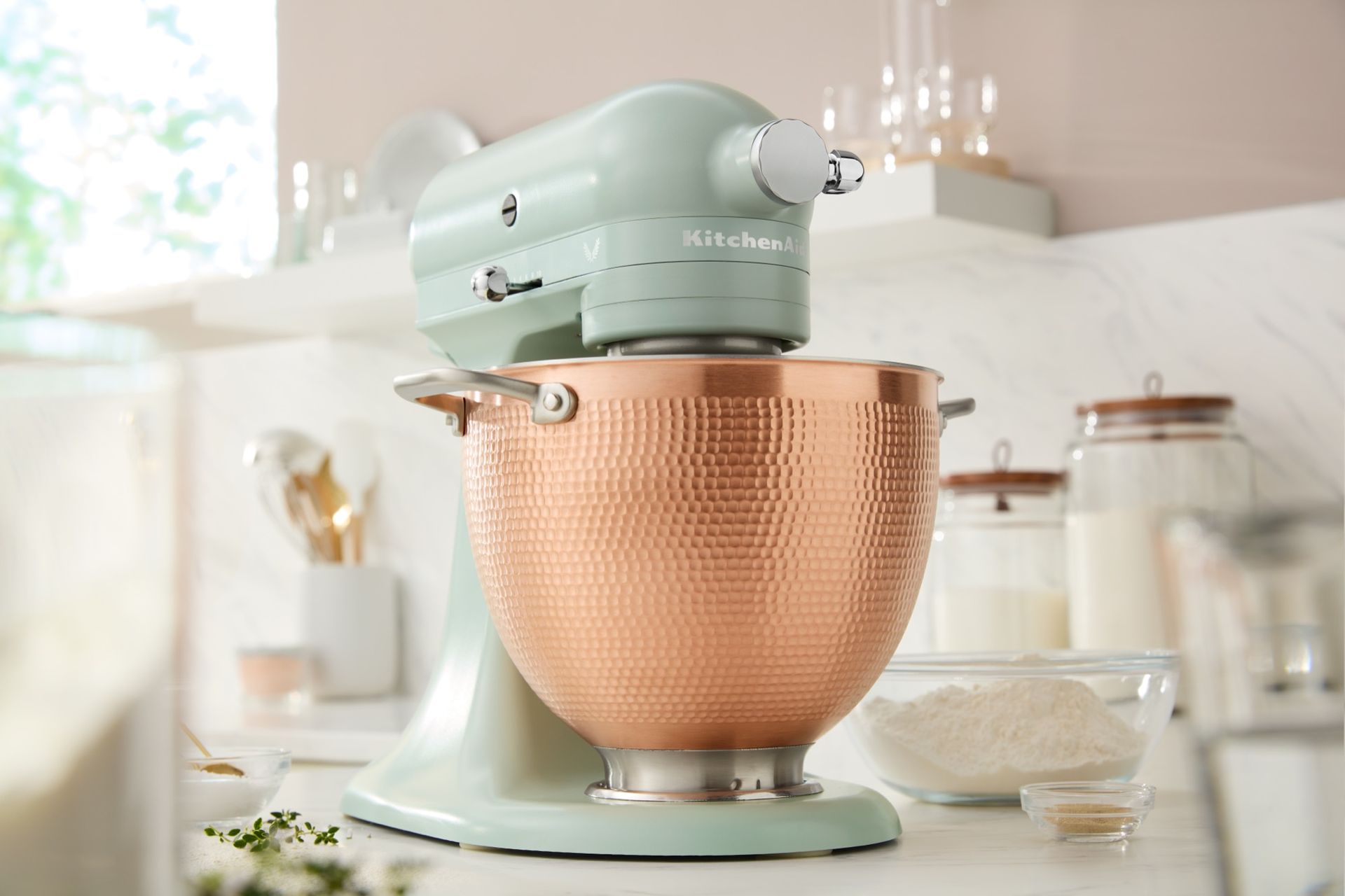 KitchenAid släpper köksmaskin i koppar