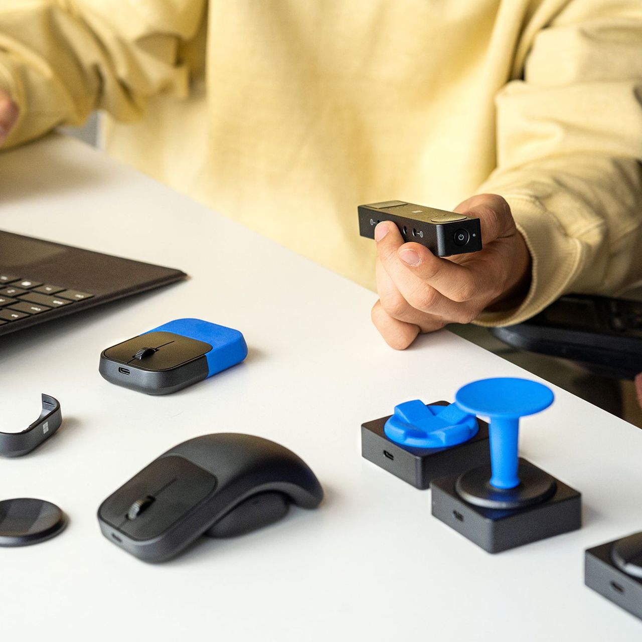 Snart släpper Microsoft Adaptive Accessories 