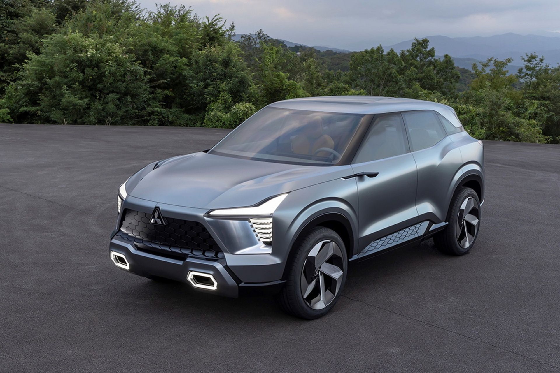 Mitsubishi visar XFC Concept