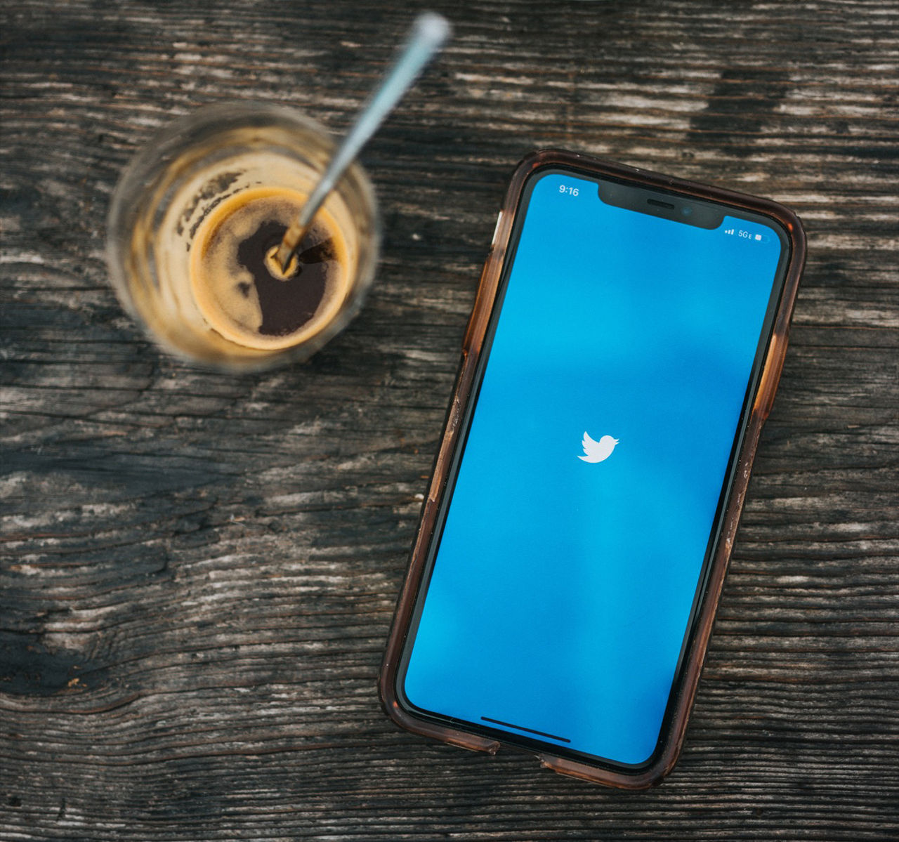 Verifierade konton på Twitter ska kosta 8 dollar säger Musk