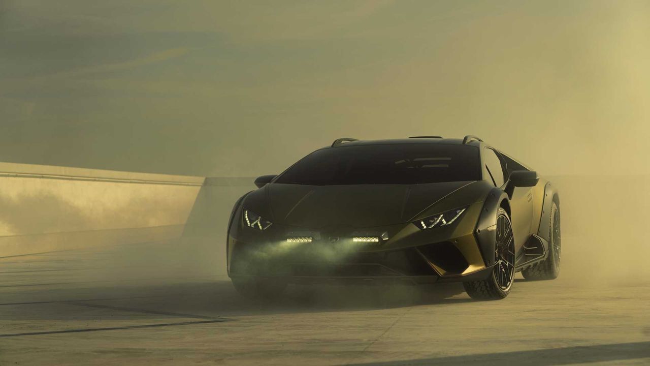 Lamborghini visar bilder på Huracán Sterrato