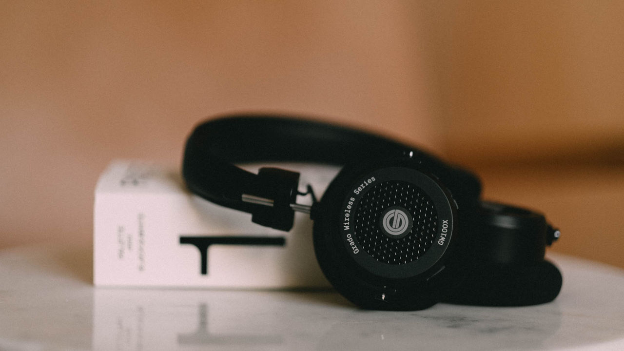 Grado släpper trådlösa hörlurarna GW1000x