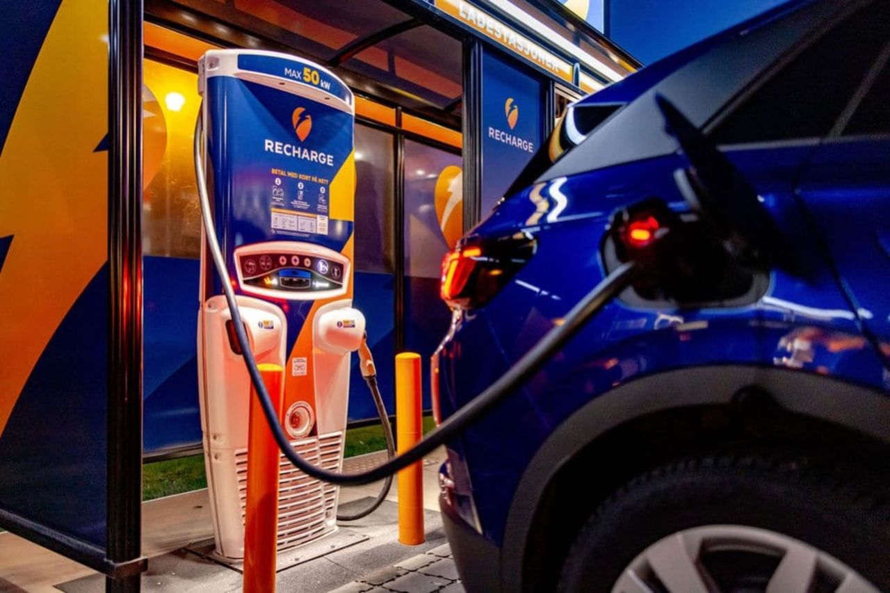 Recharges nya laddstationer får kortterminal