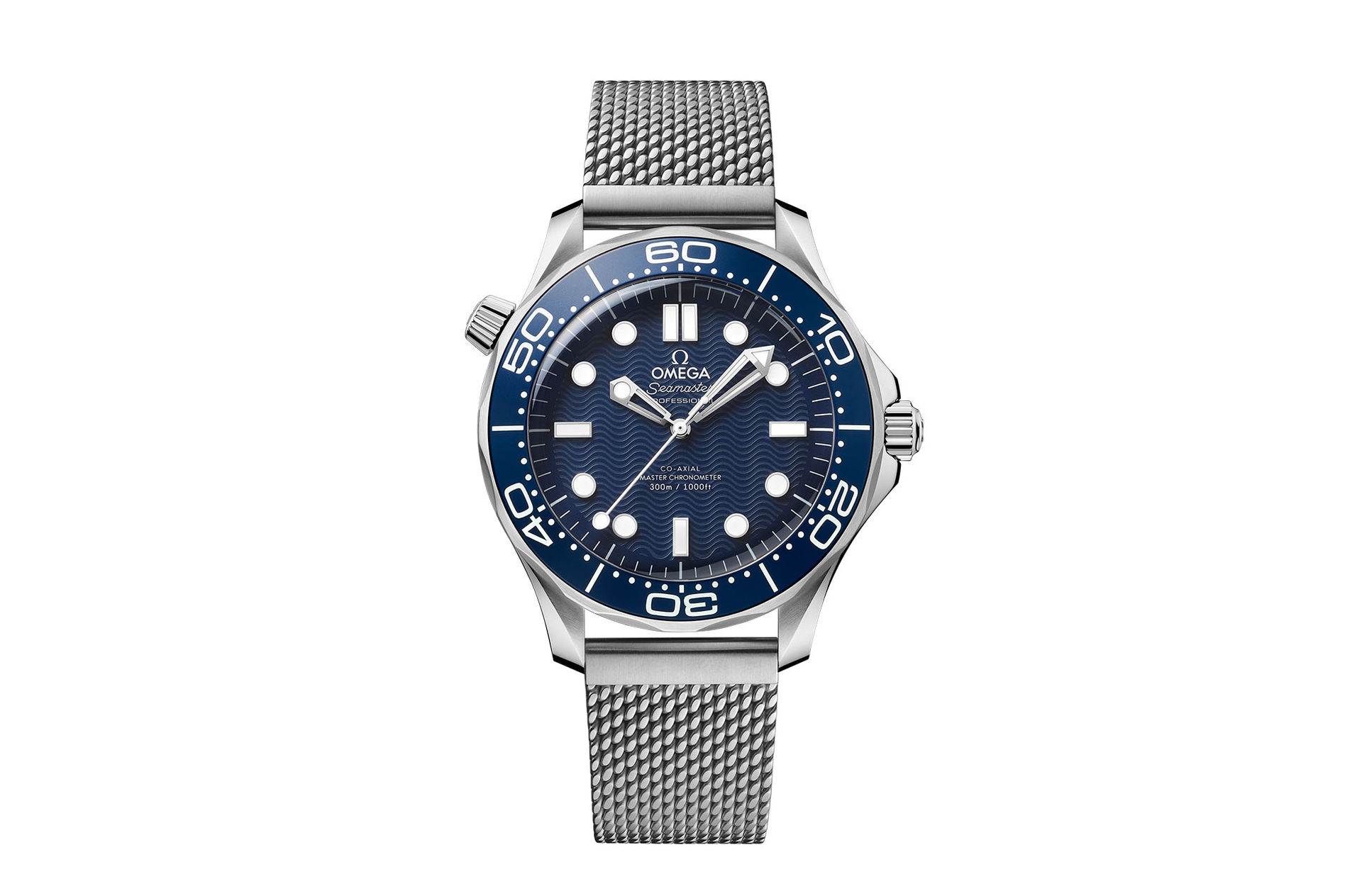 Omega hyllar James Bond med två klockor