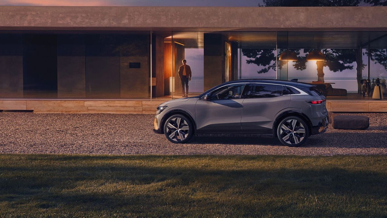 Renault Megane E-Tech är årets smartaste bilköp