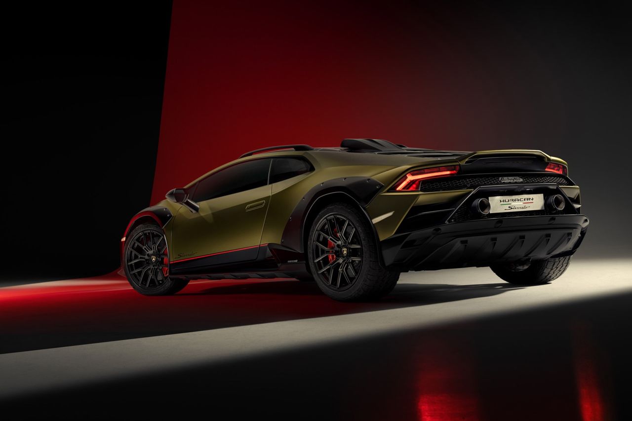 Lamborghini presenterar Huracán Sterrato på riktigt
