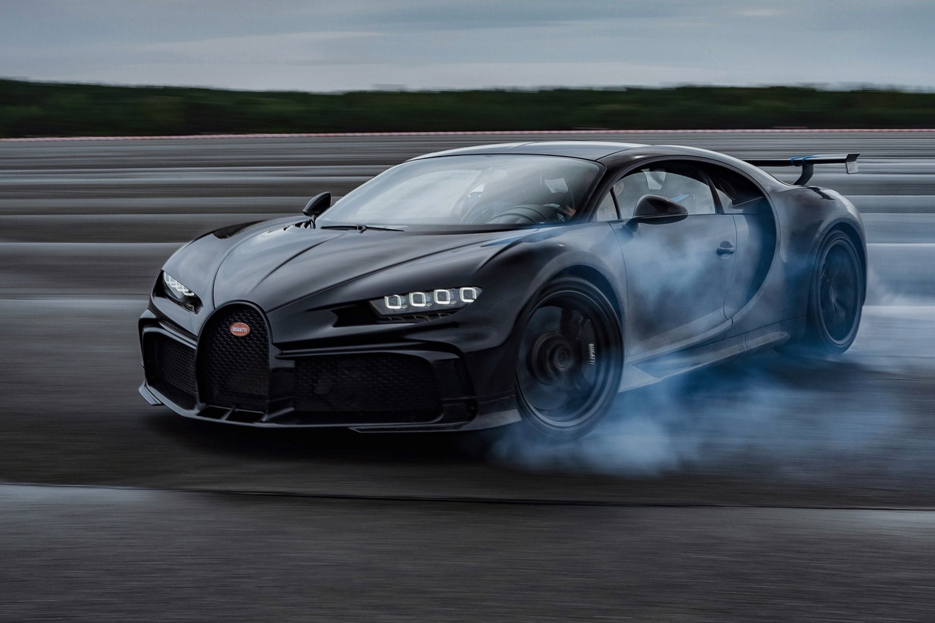 På sladd med en Bugatti Chiron Pur Sport